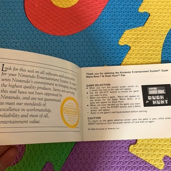 Vintage 80s Nintendo super Mario brothers duck hunt cassette game with manual - Picture 5 of 9
